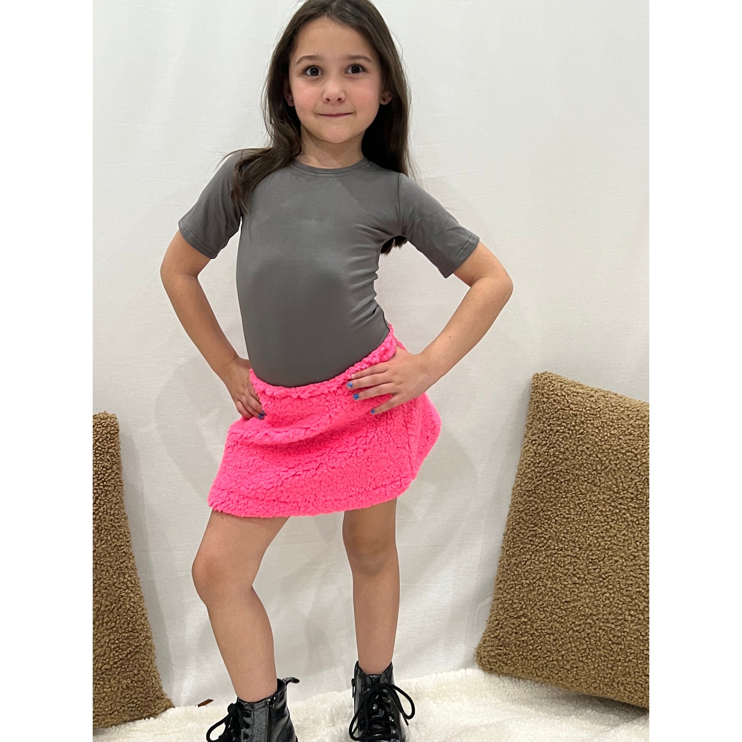 Little kid Sherpa skirt - Barbie pink