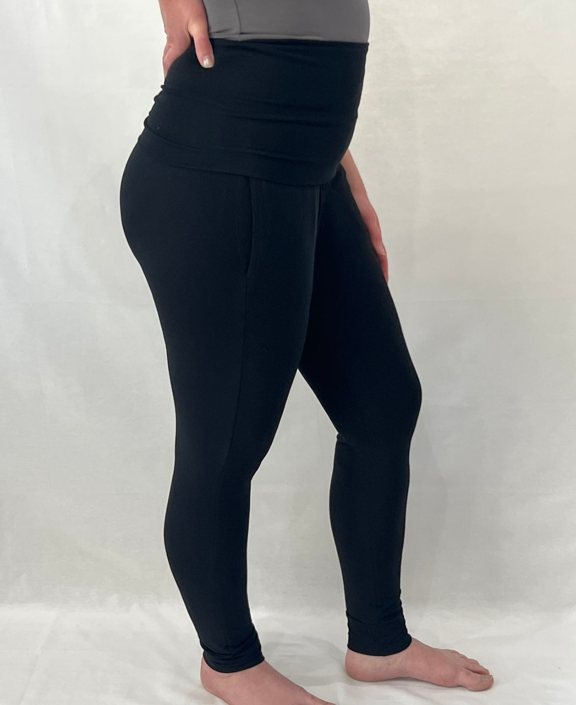 Fold over pant in black